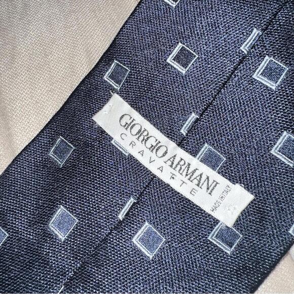 Giorgio Armani Tie - Picture 5 of 6